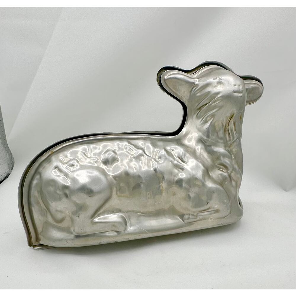 Vintage Aluminum Lamb Cake Mold ,2-Piece 3D Easter Baking Pan
